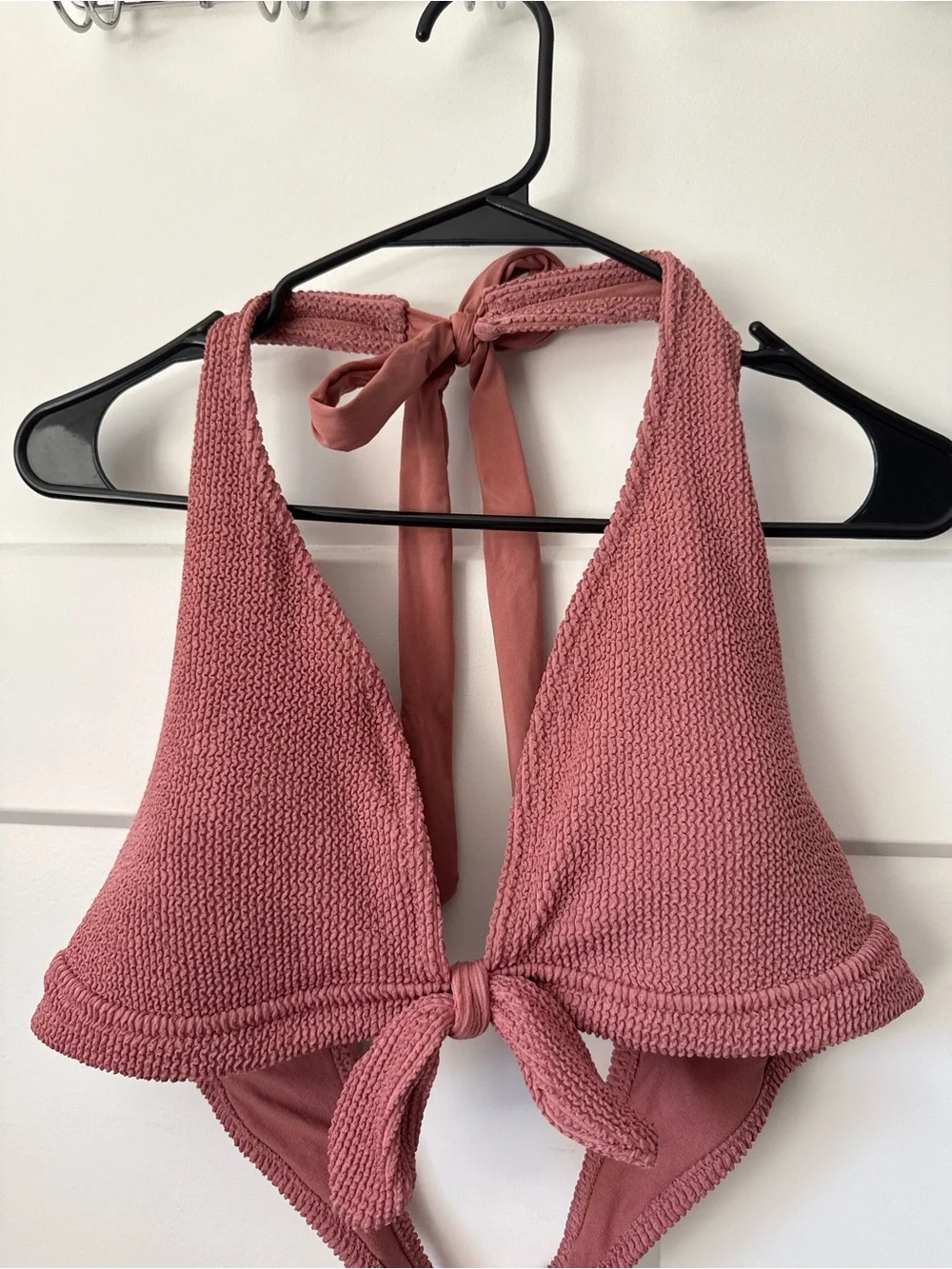 Kona Sol Textured Tie-Front Halter Bikini Top — Dusty Rose